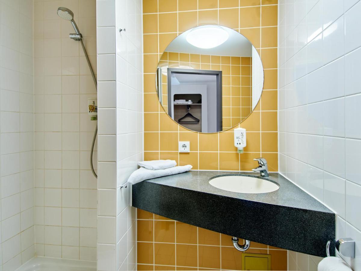 B&B Hotel Mainz-Hechtsheim ภายนอก รูปภาพ